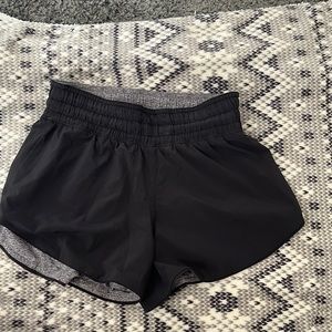 Size 2 reversible lulu shorts